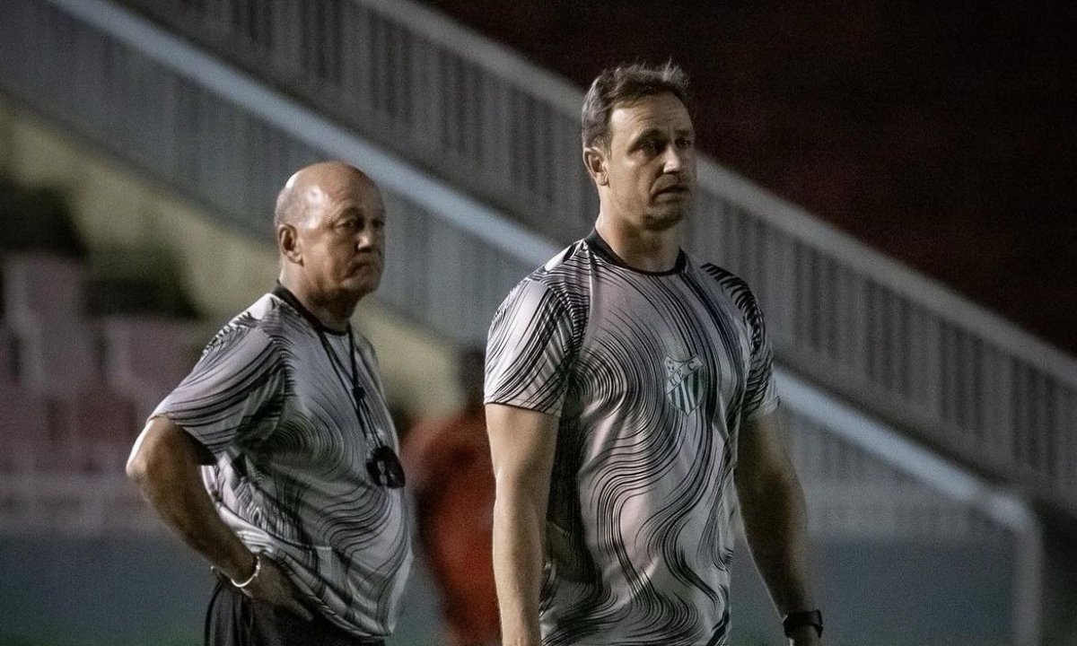 Técnico Felipe Conceição (foto: Reprodução/Instagram)