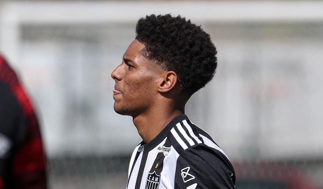 Matheus Araújo em jogo pelo Atlético (foto: Reprodução)