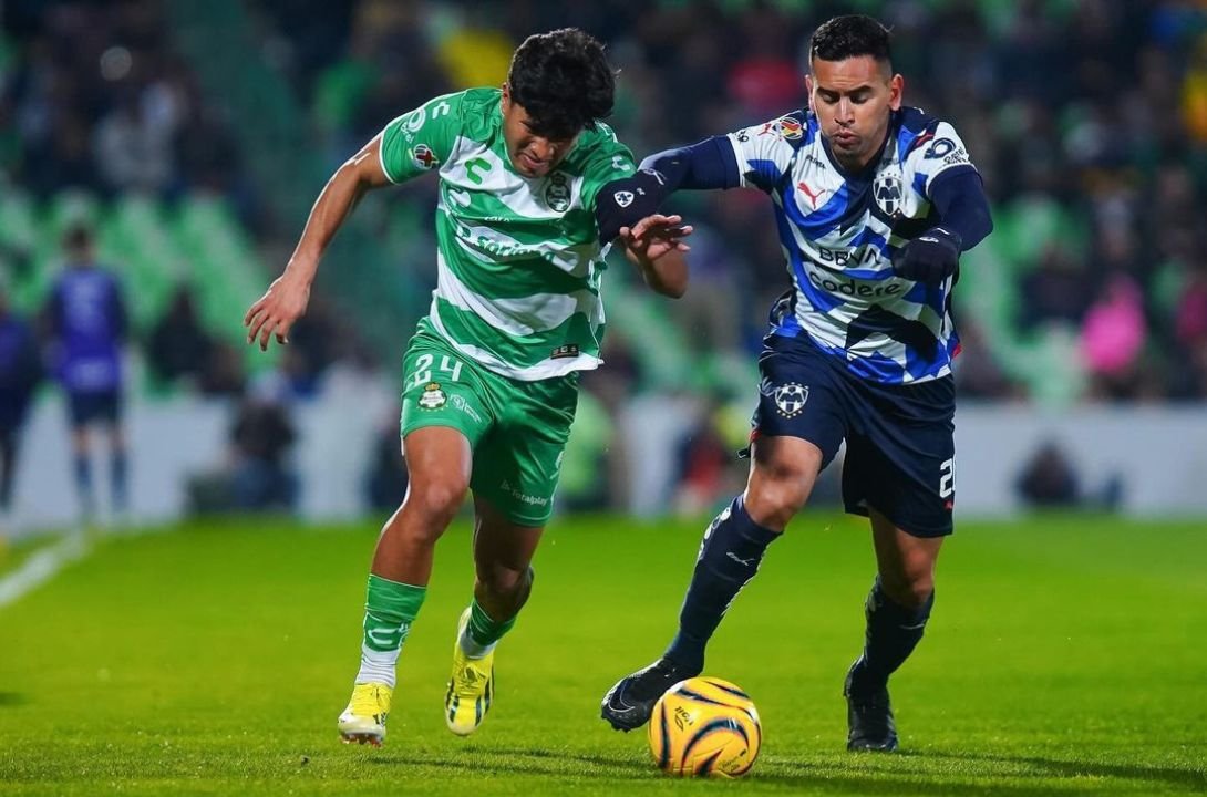 Monterrey e Santos Laguna no Campeonato Mexicano (foto: Divulgação/Liga MX)