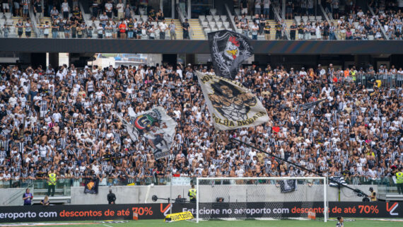 Torcedores do Atlético na Arena MRV (foto: Daniela Veiga / Atlético)