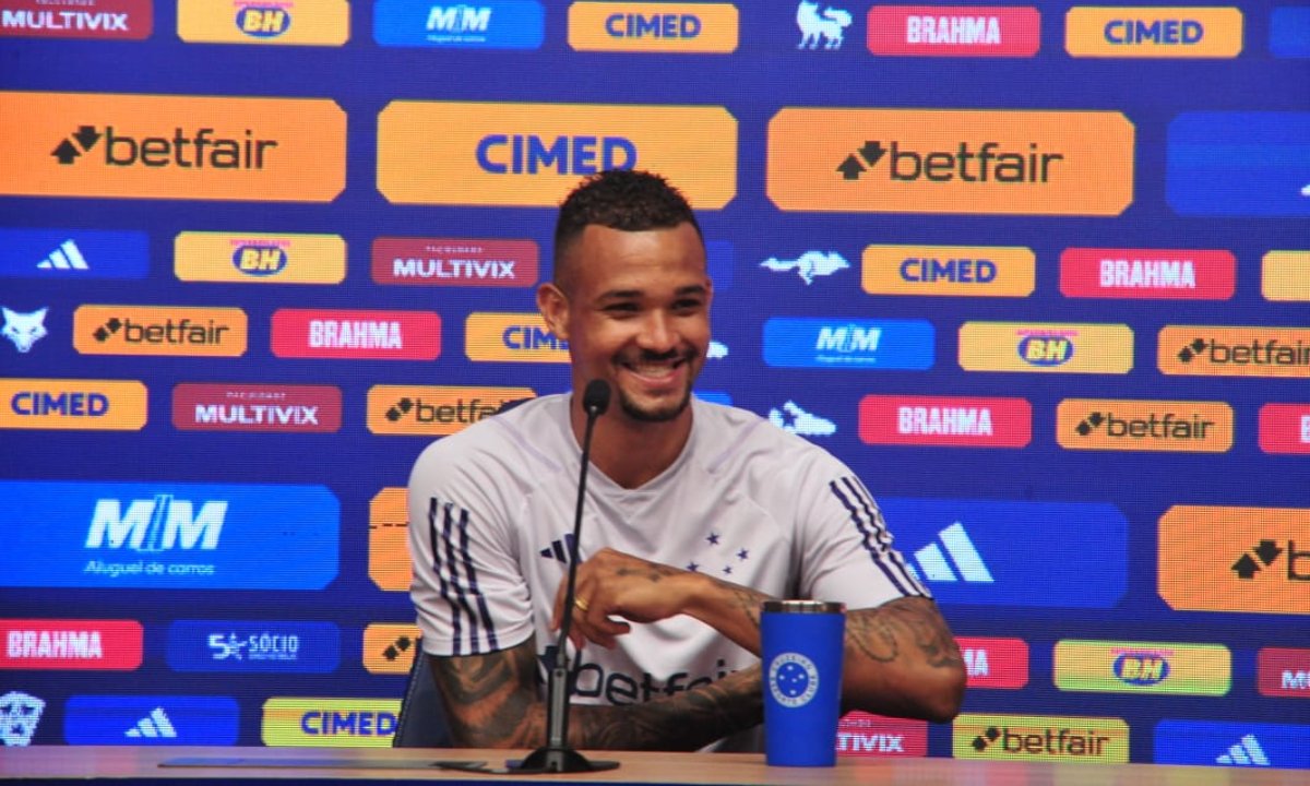 Zé Ivaldo, zagueiro do Cruzeiro (foto: Alexandre Guzanshe/EM/D.A.Press)