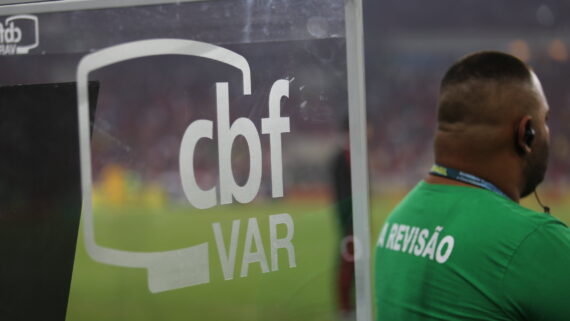 Decisão do VAR será transmitida para o público em Corinthians x Cruzeiro na Supercopa Feminina (foto: Fernando Torres/CBF)