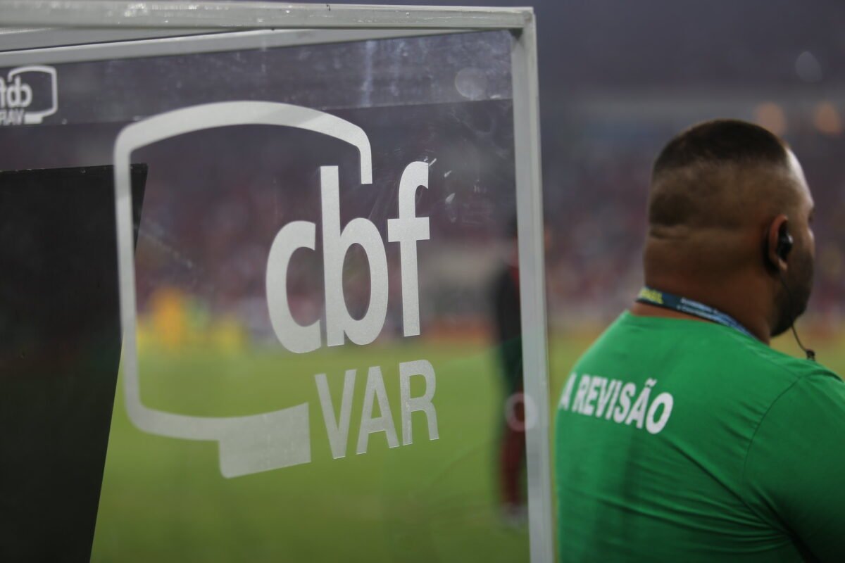 Decisão do VAR será transmitida para o público em Corinthians x Cruzeiro na Supercopa Feminina (foto: Fernando Torres/CBF)