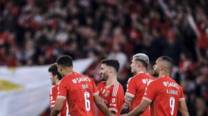 Benfica iniciou a rodada em primeiro lugar no Português - Crédito: 