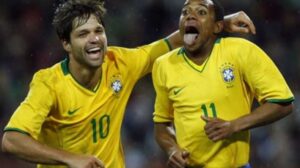 Diego e Robinho faziam parte do time que disputou o Pré-Olímpico em 2004 - Crédito: 