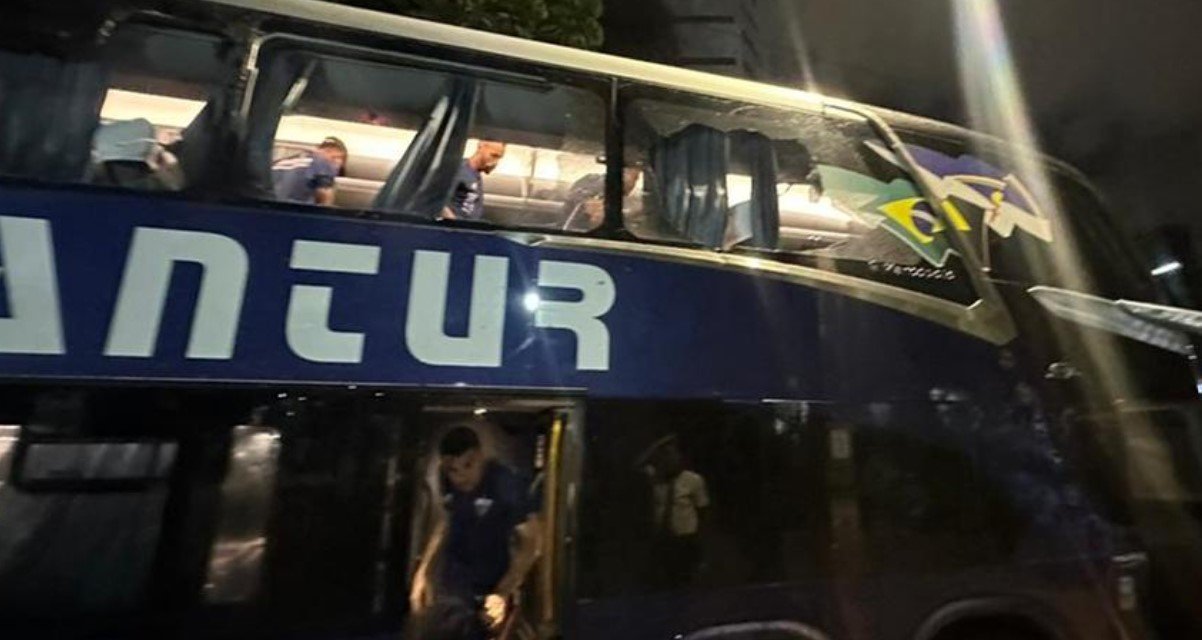 Ônibus do Fortaleza (foto: Matheus Amorim/Fortaleza)