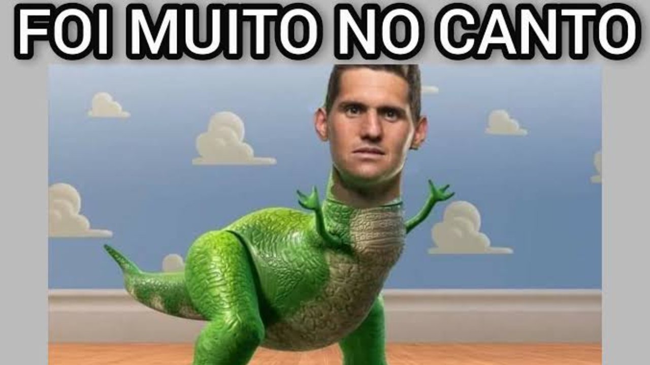 Meme de América x Cruzeiro com Rafael Cabral (foto: Reprodução redes sociais)