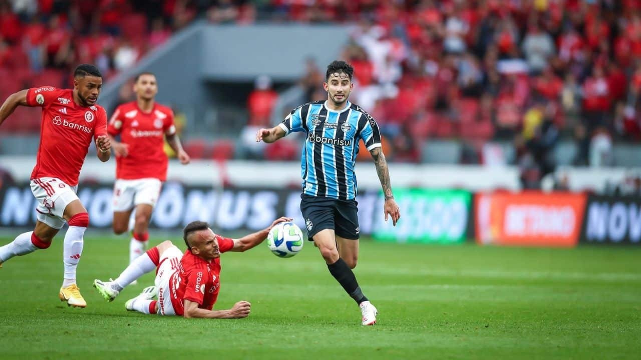 Internacional e Grêmio (foto: Lucas Uebel/Grêmio)