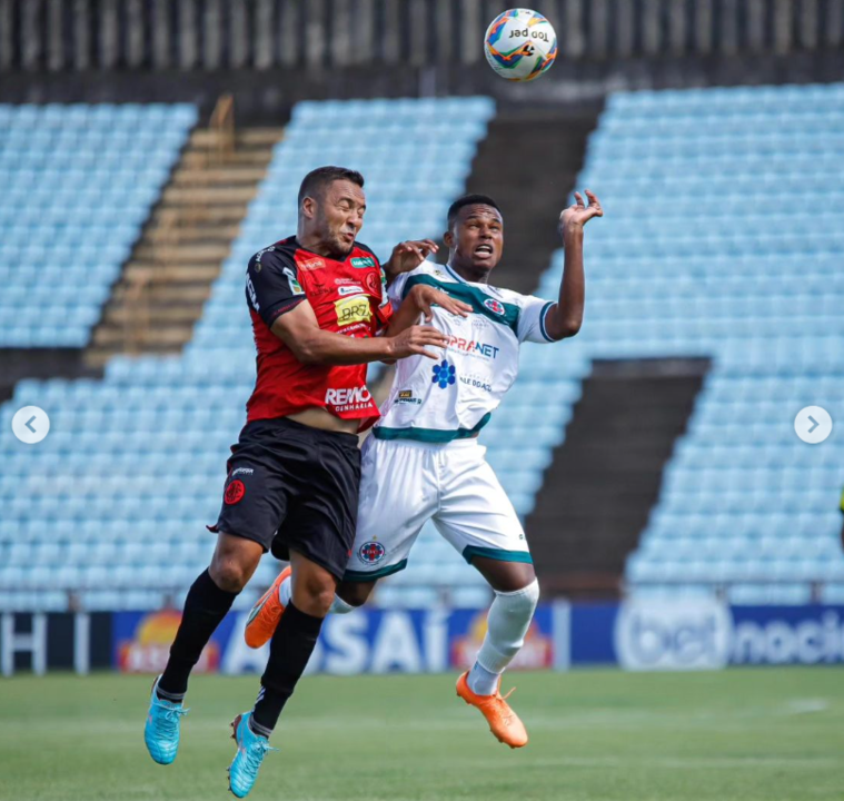 Ipatinga e Pouso Alegre (foto: Eude Aerton/Ipatinga FC)