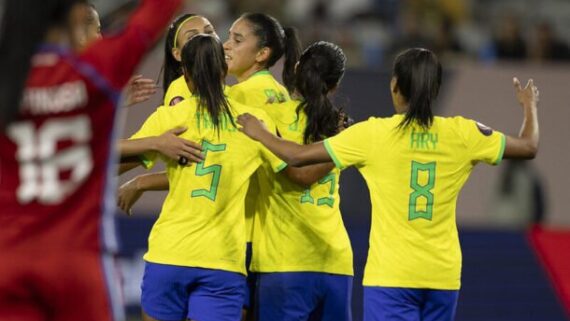 Jogo do Brasil na semifinal da Copa Ouro Feminina muda de horário