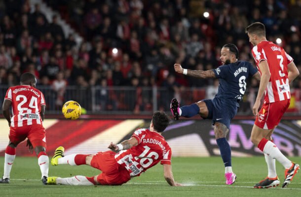 Memphis Depay, do Atlético - (foto: Jorge Guerrero/AFP via Getty Images)