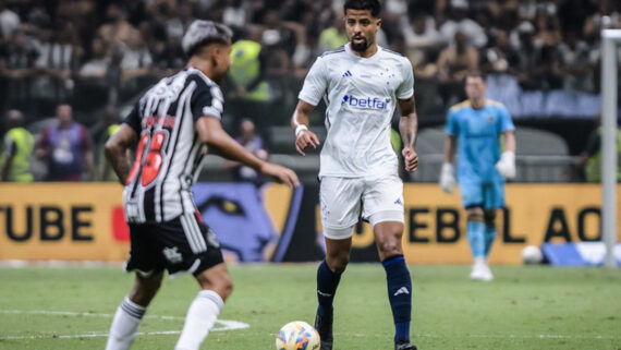 João Marcelo em jogo contra o Atlético (foto: Gustavo Aleixo/Cruzeiro)