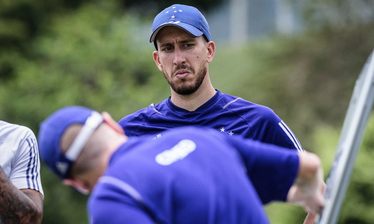 Vinicius Rovaris em treino do Cruzeiro (foto: Gustavo Aleixo/Cruzeiro)