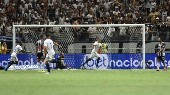 Cruzeiro venceu Atlético por 2 a 0 na Arena MRV (foto: Ramon Lisboa/EM/D.A Press)