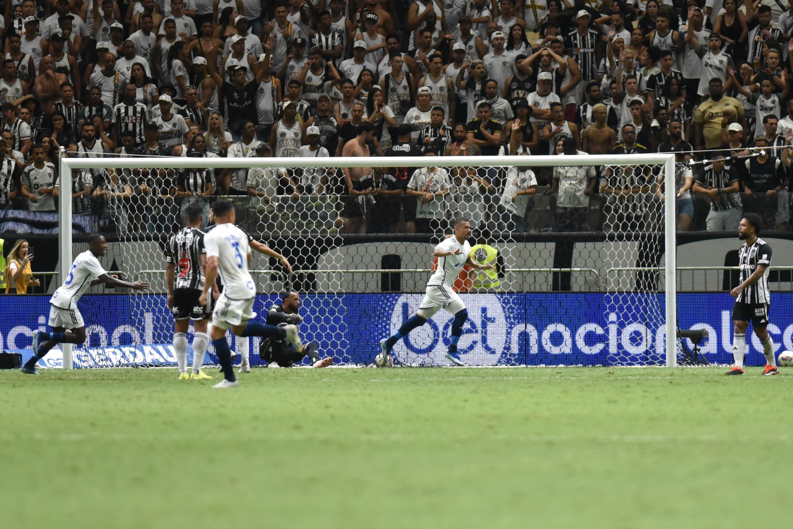 Menin sobre derrotas do Atlético para o Cruzeiro na Arena MRV: ‘Salto alto’