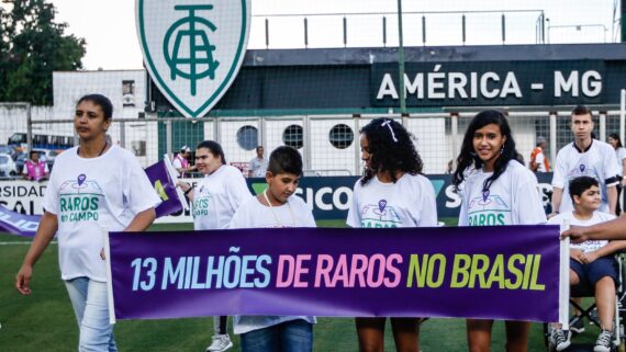 Campanha 'Raros em Campo' de 2023 (foto: Cris Mattos/FMF)