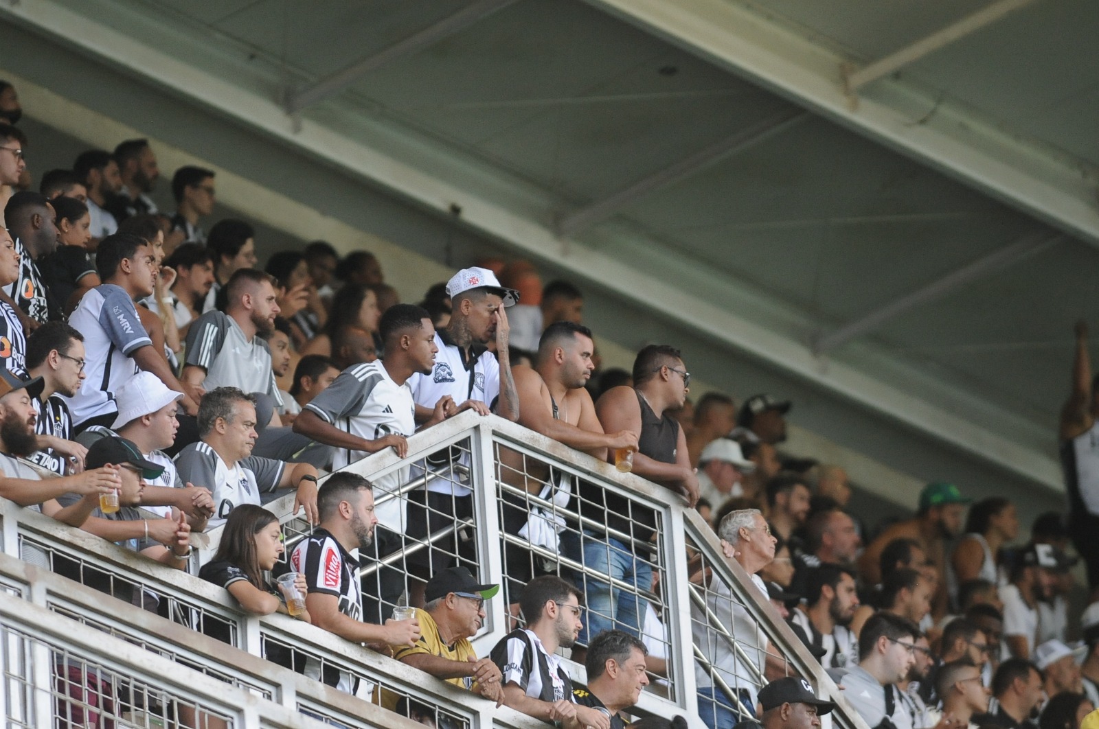 Torcedores do Atlético ficaram na bronca com Felipão durante clássico contra o América - (foto: Alexandre Guzanshe/EM/D.A Press)