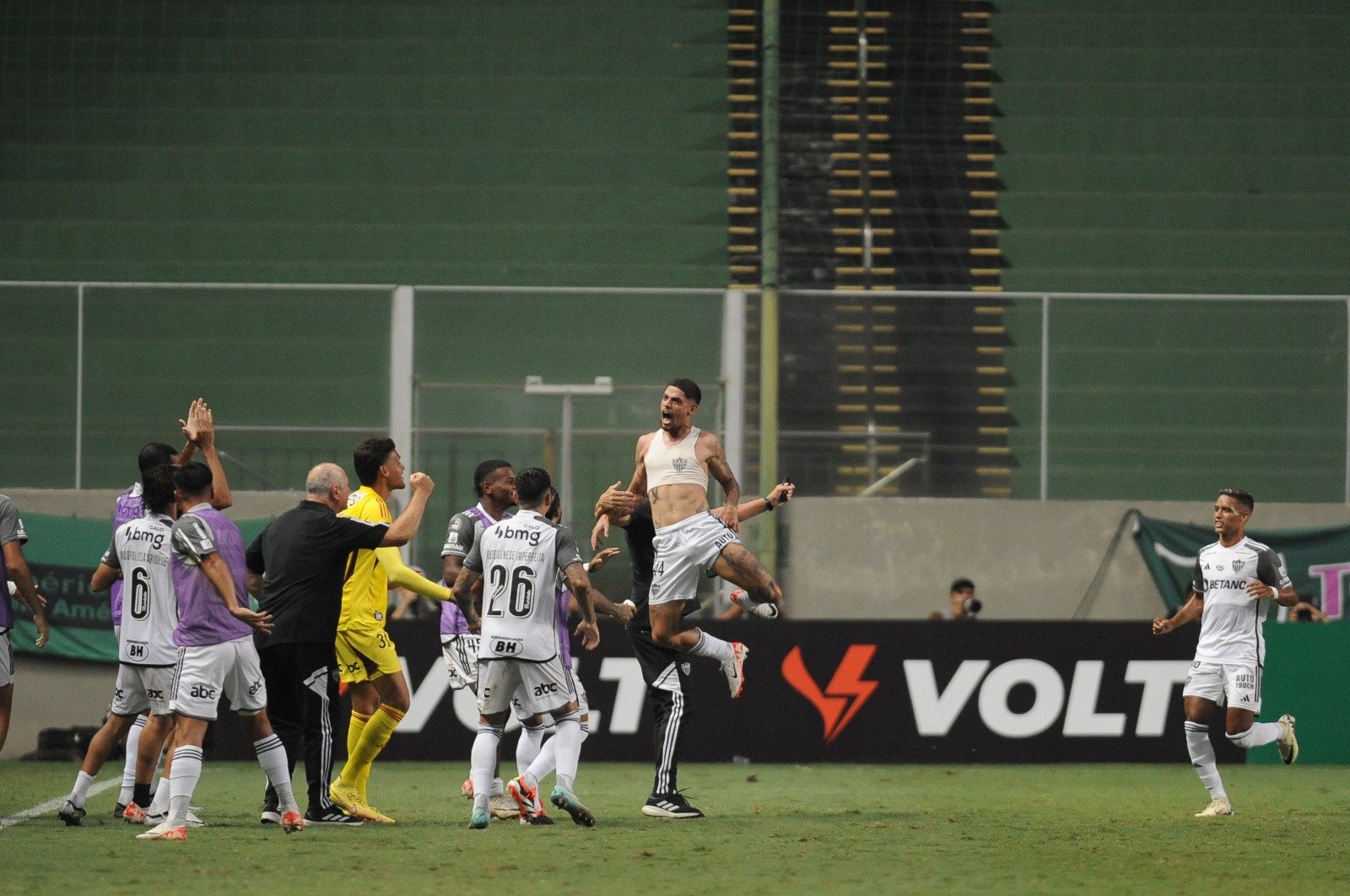 América x Atlético (foto: Alexandre Guzanshe/EM/D.A Press)