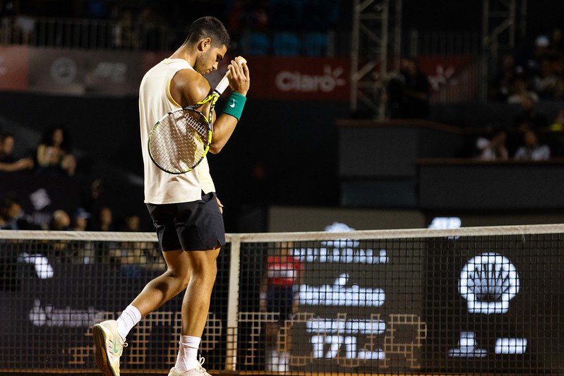 Carlos Alcaraz desiste de jogo com Thiago Monteiro no Rio Open (foto: Fotojump)