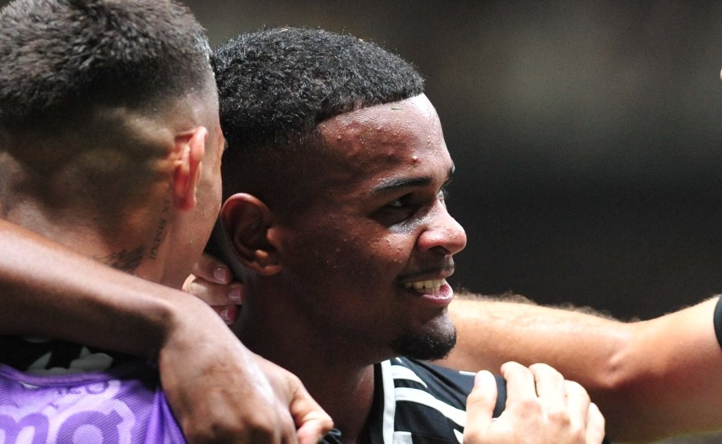 Alisson, atacante formado na base do Atlético (foto: Alexandre Guzanshe/EM/D.A Press)