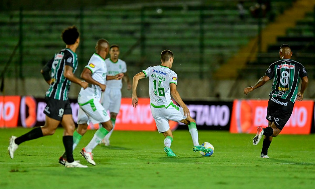 América em jogo da primeira fase da Copa do Brasil (foto: Mourão Panda/América)
