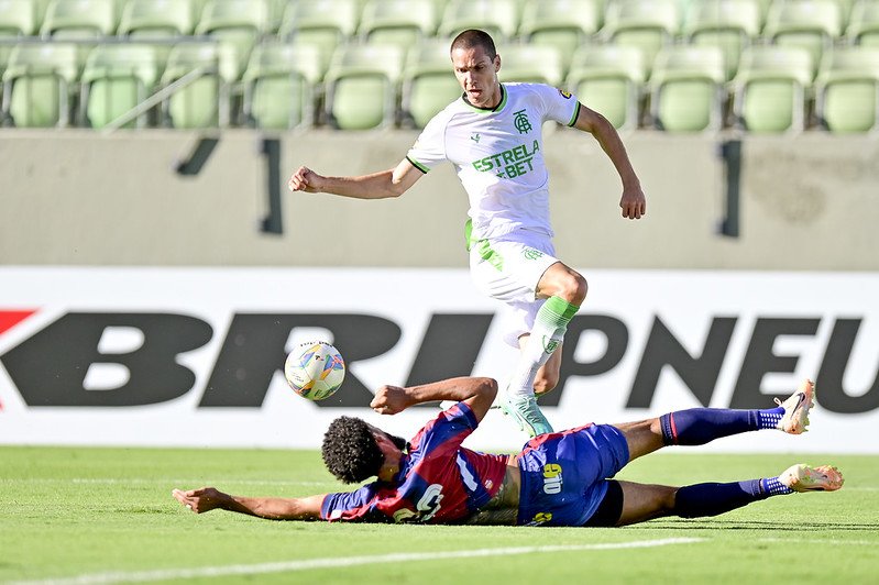 Itabirito x América pelo Campeonato Mineiro (foto: Mourão Panda/América)
