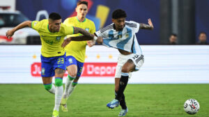 Brasil perdeu para a Argentina e foi eliminado no Pré-Olímpico - Crédito: 