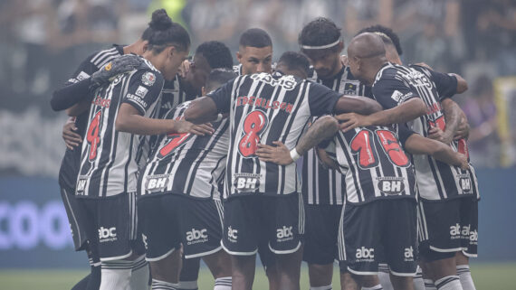 Jogadores do Atlético reunidos antes de jogo na Arena MRV (foto: Pedro Souza/Atlético)