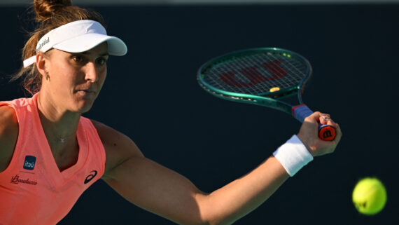 Bia Haddad no WTA 1000 (foto: AFP)