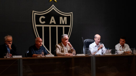Reunião do Conselho do Atlético na sede do clube (foto: João Viegas / Atlético)