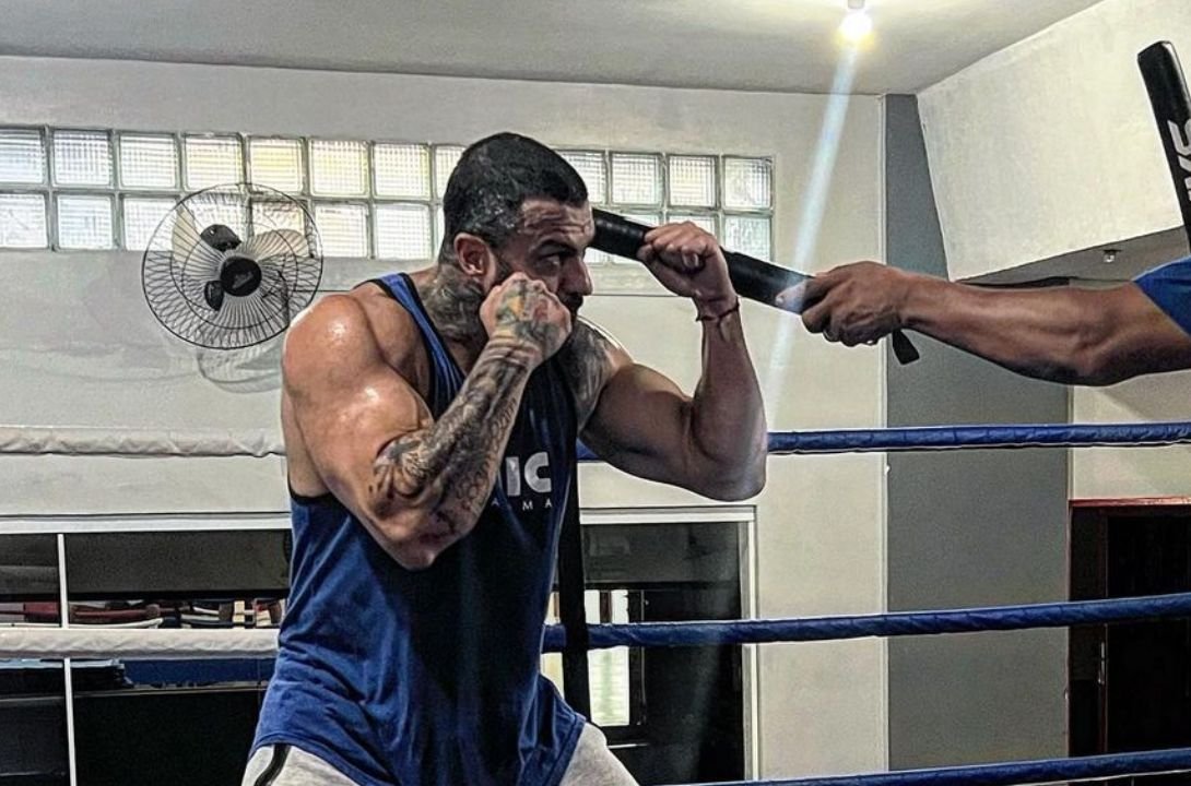 Kléber Bambam treinando luta (foto: Reprodução/Redes Sociais)