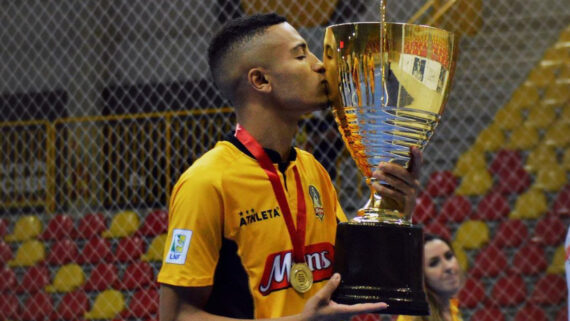 Leozinho foi multicampeão pelo Sorocaba Futsal (foto: Reprodução/@leozinho)