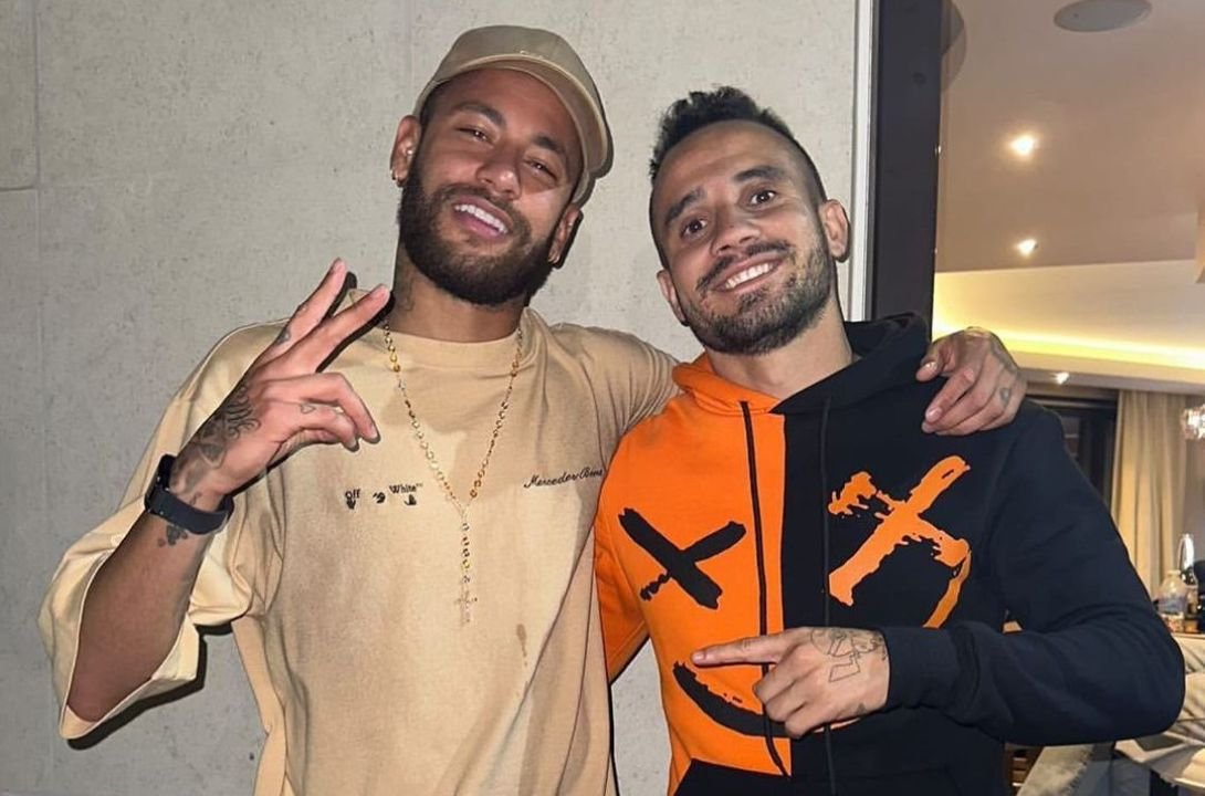 Neymar (esquerda) e Maikon Leite (direita) (foto: Reprodução/Redes Sociais)
