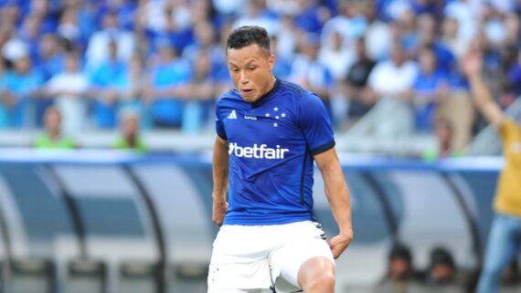 Marlon, jogador do Cruzeiro (foto: Alexandre Guzanshe/EM/DA Press)