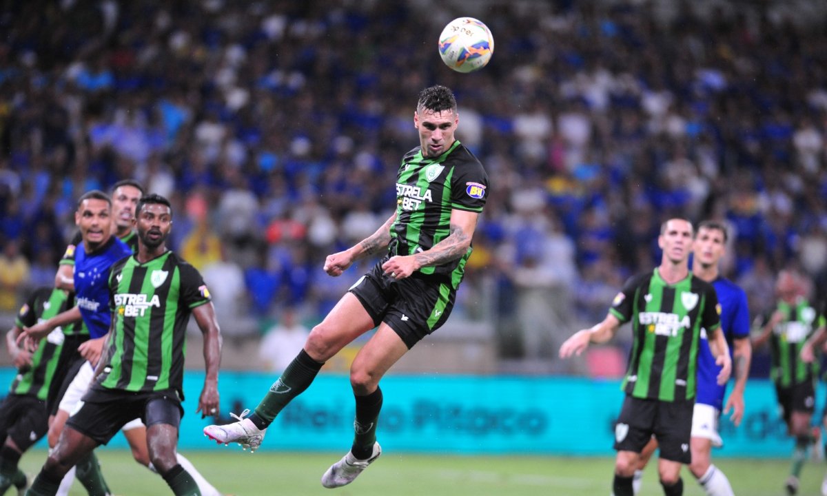 Moisés, do América (foto: Alexandre Guzanshe/EM/D.A.Press)