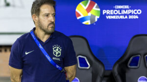 Técnico Ramon Menezes durante jogo do Brasil no Pré-Olímpico - Crédito: 