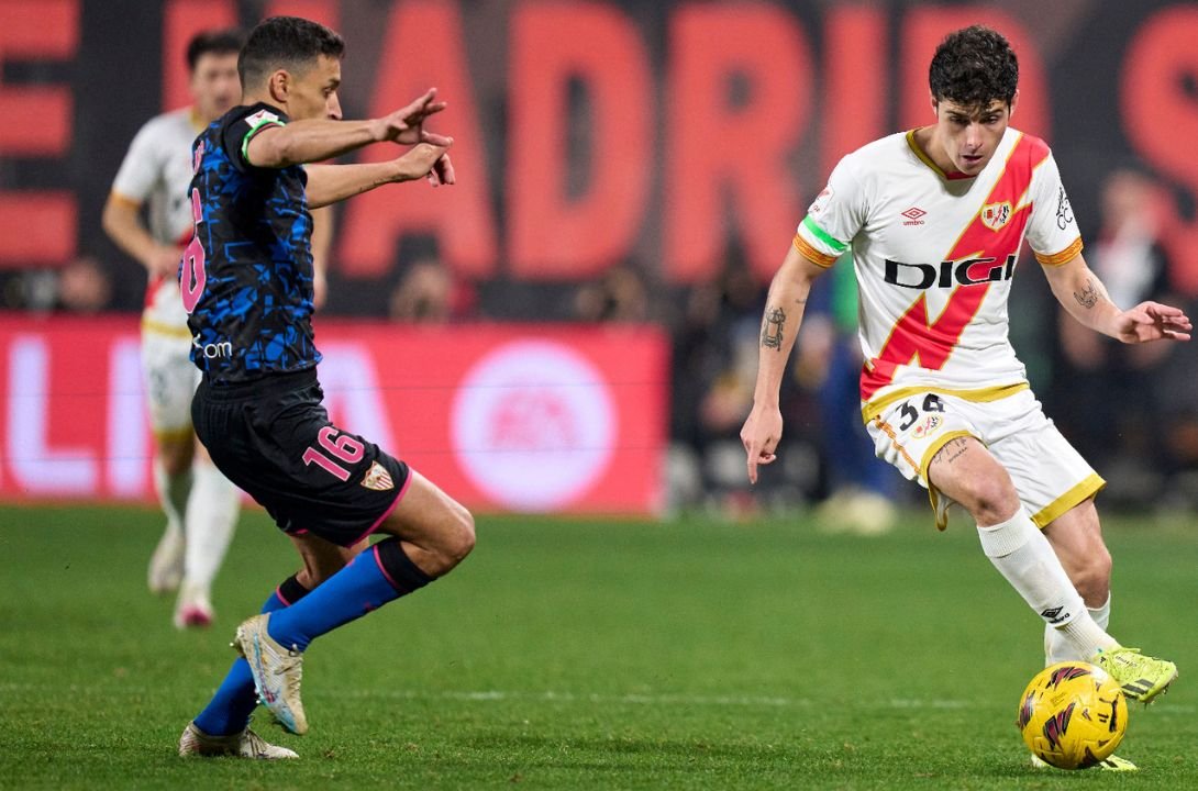 Rayo Vallecano e Sevilla no Campeonato Espanhol (foto: Divulgação/Rayo Vallecano)