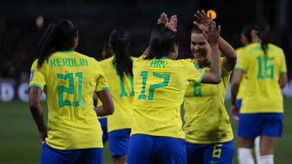 Tamires na Seleção Brasileira (foto: Reprodução/Redes Sociais)