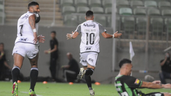 Comemoração do Paulinho em América x Atlético (foto: Alexandre Guzanshe/EM/D.A Press)