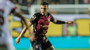 Daniel Júnior fez quatro partidas pelo Vitória - todos como reserva - e já marcou dois gols - Crédito: 