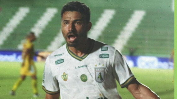Diego Ceará marcou o gol da vitória do Sousa (foto: Reprodução Instagram do Sousa)