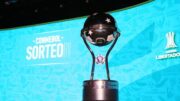 Troféu da Copa Sul-Americana (foto: Divulgação/Conmebol)