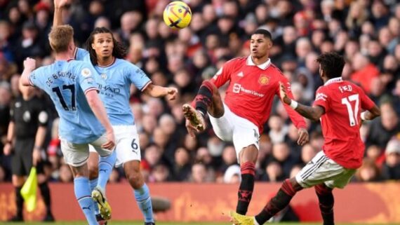 Manchester United e Manchester City farão clássico pela final da FA Cup (foto: Laurence Griffiths/Getty Images)