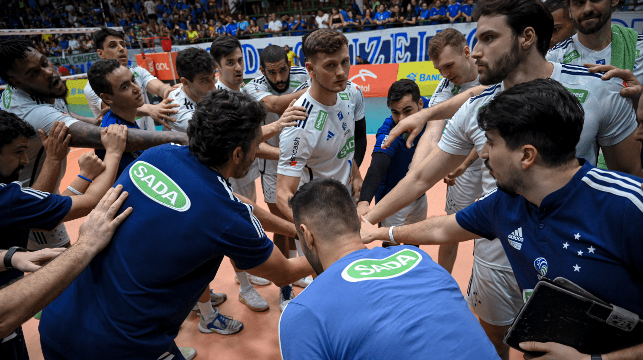 Jogadores de vôlei do Cruzeiro (foto: Agência i7/Sada Cruzeiro)