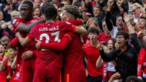 Liverpool lidera a Premier League, com 60 pontos (foto: Divulgação/Liverpool)