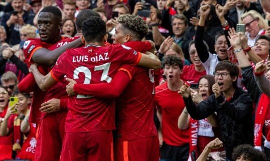 Liverpool lidera a Premier League, com 60 pontos (foto: Divulgação/Liverpool)