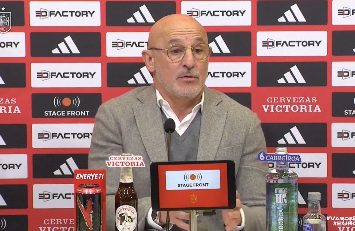 Luis de la Fuente, técnico da Seleção da Espanha (foto: Reprodução/RFEF/Twitter)