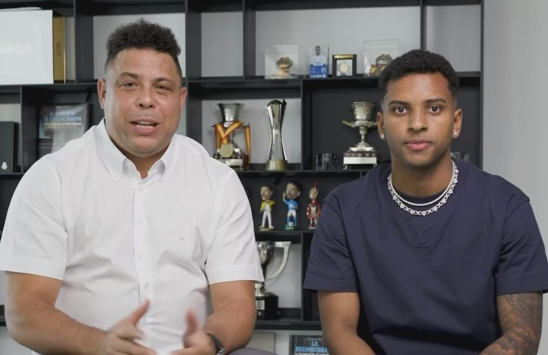 Ronaldo e Rodrygo fizeram a seleção de jogadores com a letra R (foto: Octagon Latam/Reprodução/Instagram)