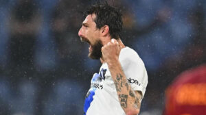 Acerbi, zagueiro da Inter de Milão, foi acusado de racismo por brasileiro do Napoli - Crédito: 