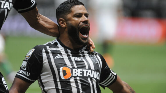 Hulk em jogo na Arena MRV (foto: Alexandre Guzanshe/EM/D.A Press)